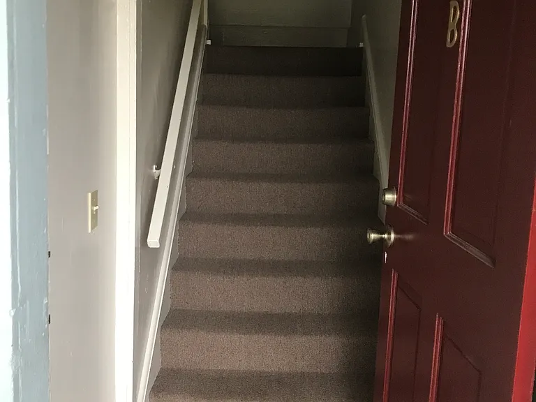 Entrance to unit B from front porch