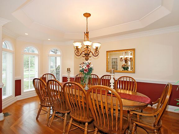 5th image of 229 Cedar Lake Dr