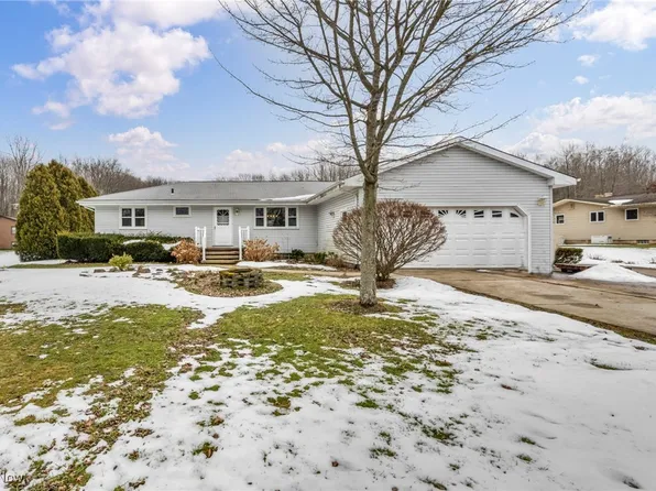 7663 Jennings Dr, Painesville, OH 44077