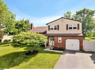 2414 Dairy Ln, Jeffersonville, PA 19403