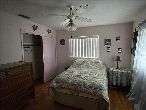 5th image of 533 Land O Lakes Ct