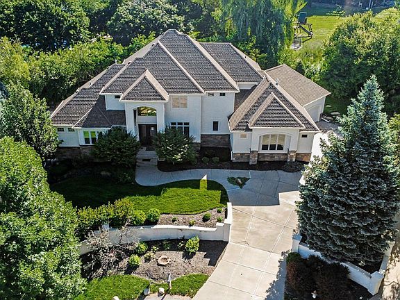 2nd image of 22106 Quail Cir