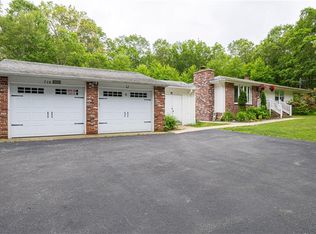 728 Chestnut Hill Rd, Glocester, RI 02814