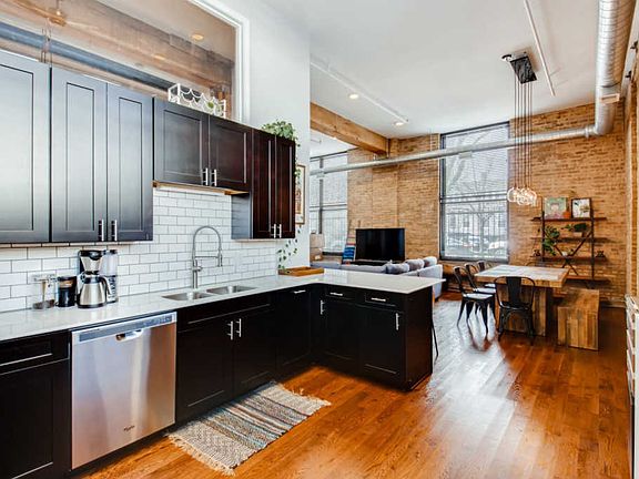 5th image of 2650 W Belden Ave APT 103