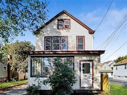2nd image of 39 Jersey Ave