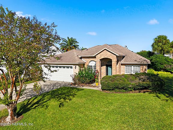 2nd image of 193 CROSSCOVE Circle