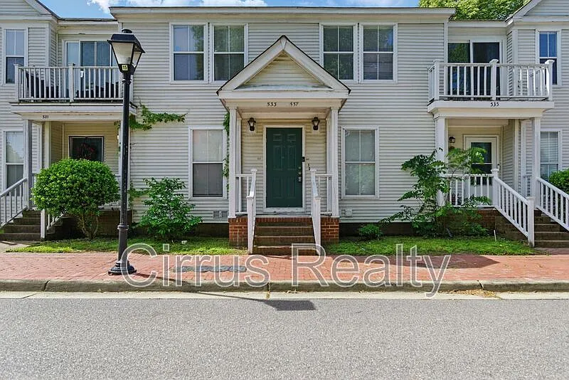 2 bed, 2.0 bath, 1111 sqft, $1,495 — Photo 4