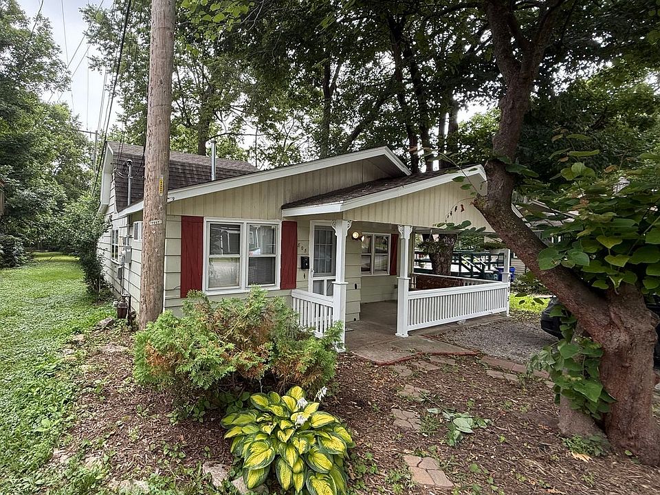 1st image of 805 Rhodes Ave