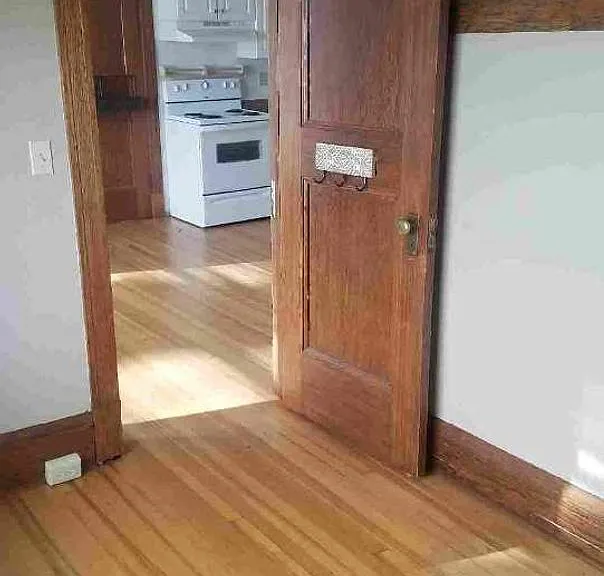 351 14th St — Photo 13