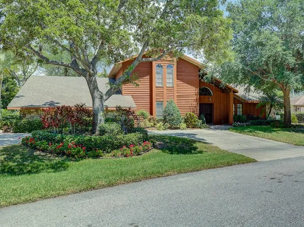 1403 Riverview Cir, Bradenton, FL 34209