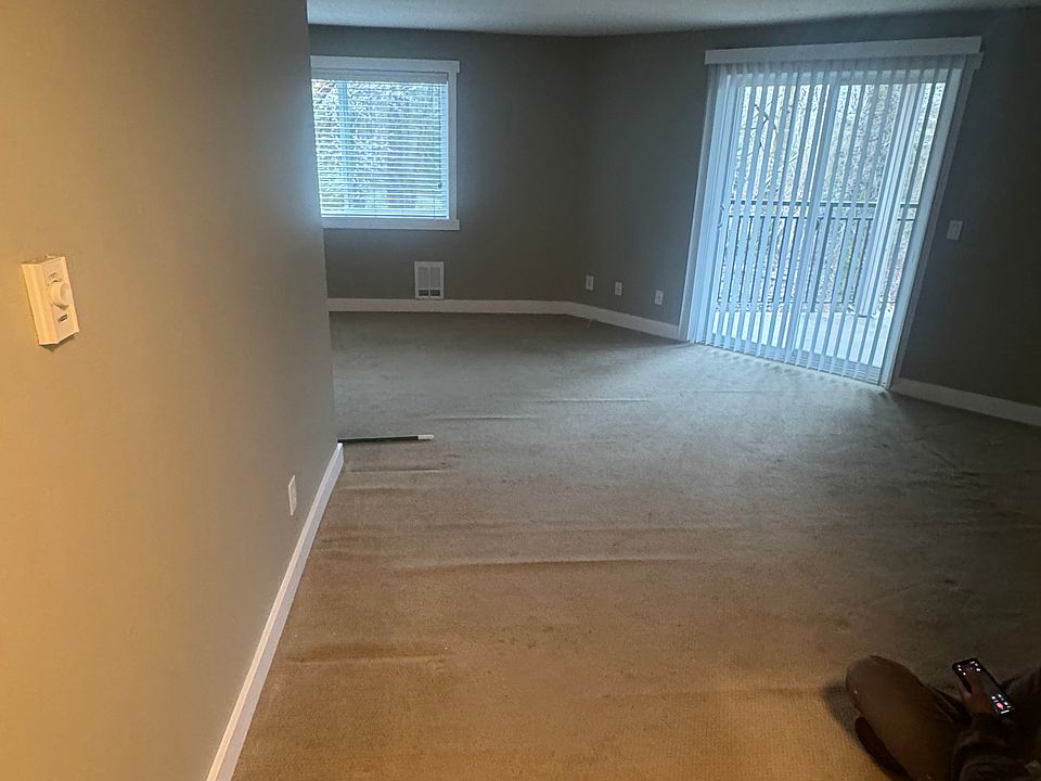 1st image of 15819 NE Leary Way APT D230