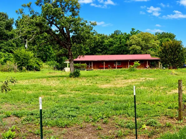 3169 Fm 556, Pittsburg, TX 75686