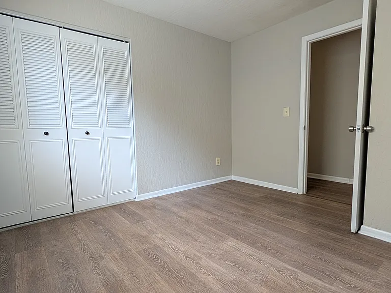 2130 Forest Knoll Dr NE #111 — Photo 17