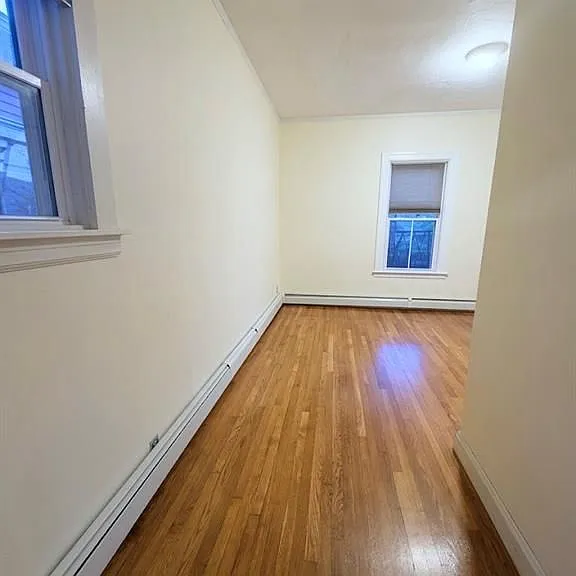 182 Bowen St #11 — Photo 13