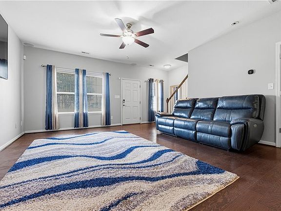 4th image of 6936 Gregory Dr