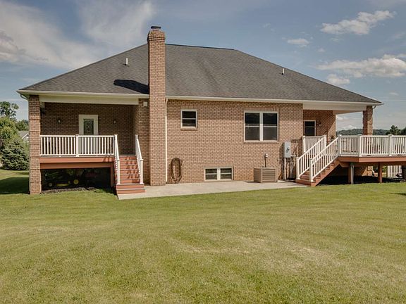 5th image of 1705 Buckingham Dr