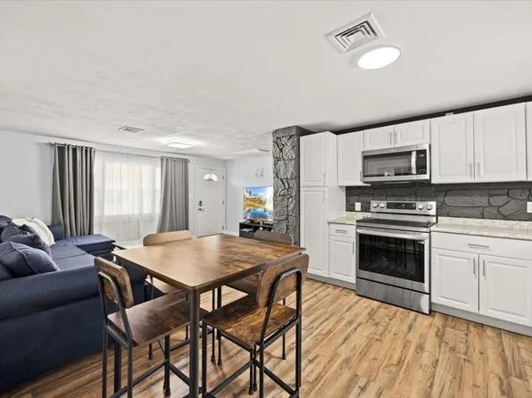 109 Lester Rd, Brockton, MA 02302