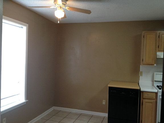 3rd image of 114 Dabney St