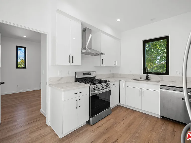 2646 Westwood Blvd — Photo 22
