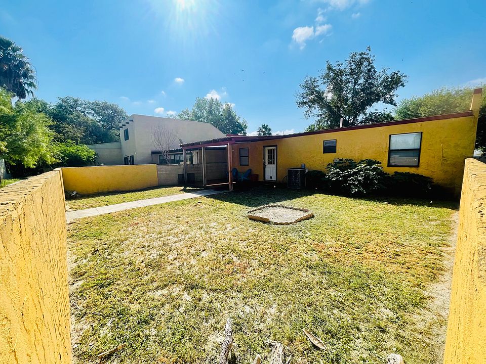 136 Avenida Juarez Rd Brackettville, TX, 78832 Apartments for Rent