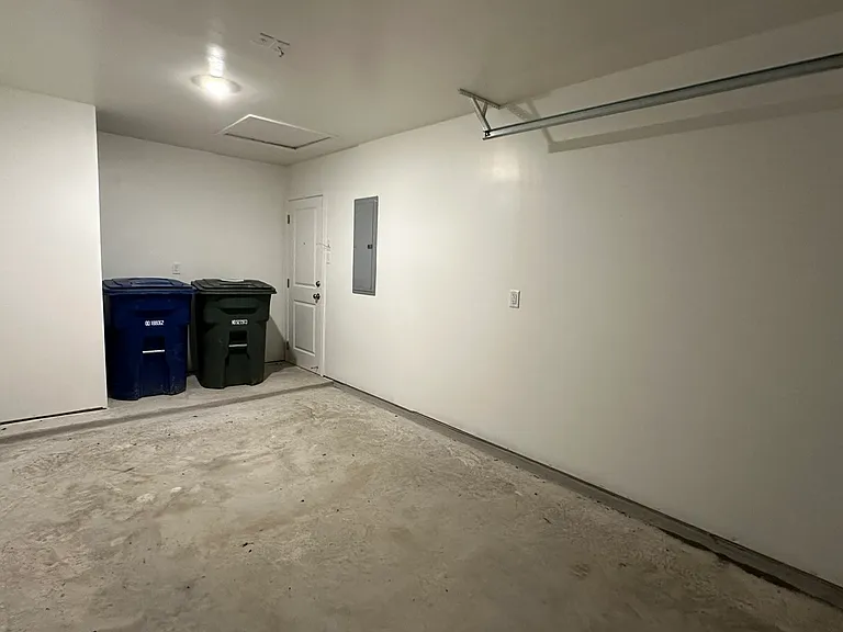 1209 Lehmann Dr #B — Photo 18