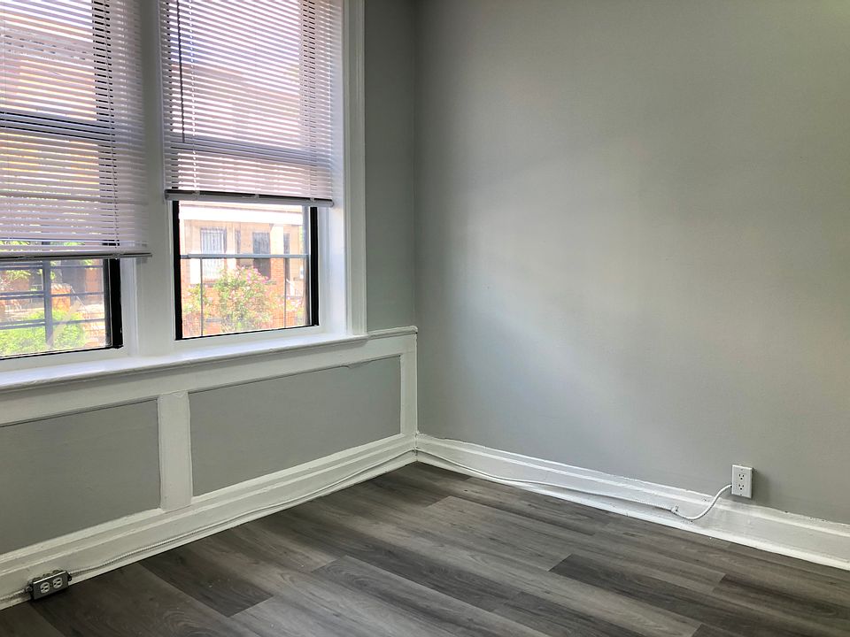 2nd image of 225 Academy St #15E