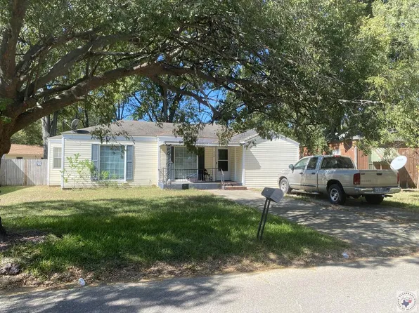 928 Guam St, Wake Village, TX 75501