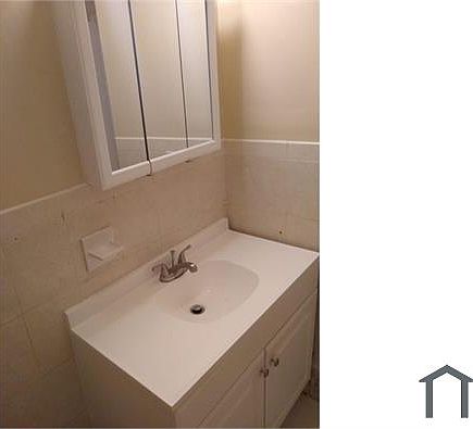 4th image of 3701 NW 78th Ln #1