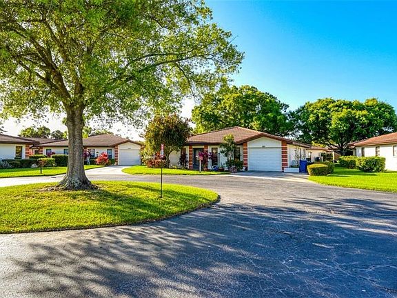 3rd image of 3006 Vivienda Blvd