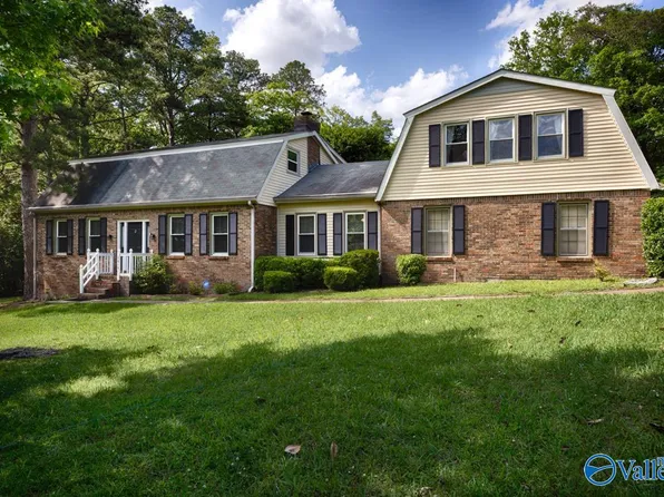 2614 Vista Dr SE, Huntsville, AL 35803