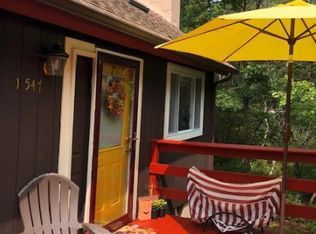 1547 Clover Rd, Long Pond, PA 18334