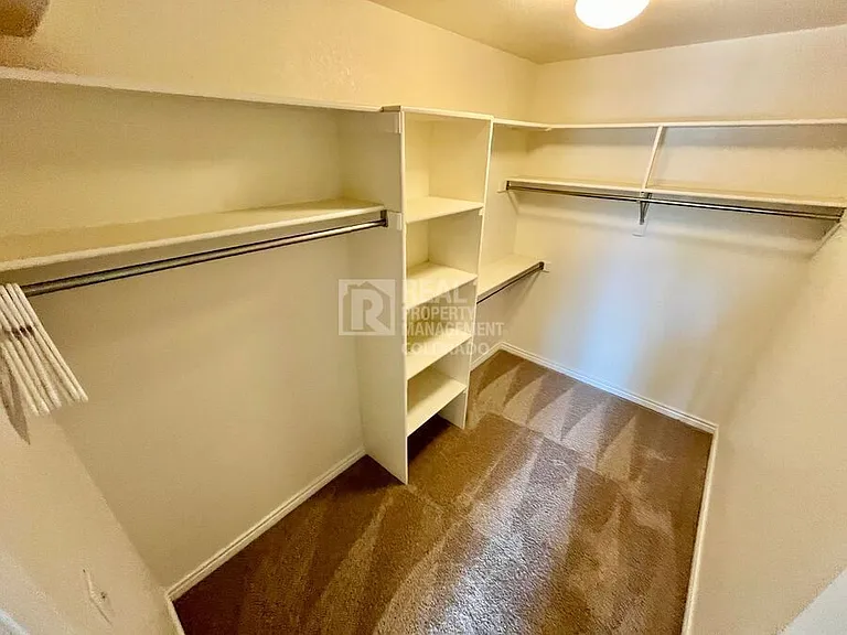 818 S Terry St #B9 — Photo 13