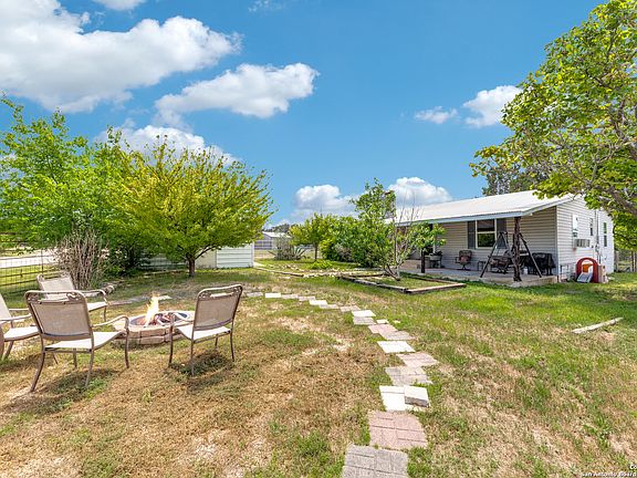 4th image of 785 FOREST TRAIL DR