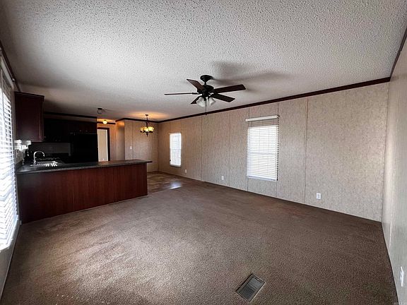 2nd image of 2279 W 70th Hwy