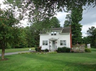 39 Eggleston St, Corinth, NY 12822