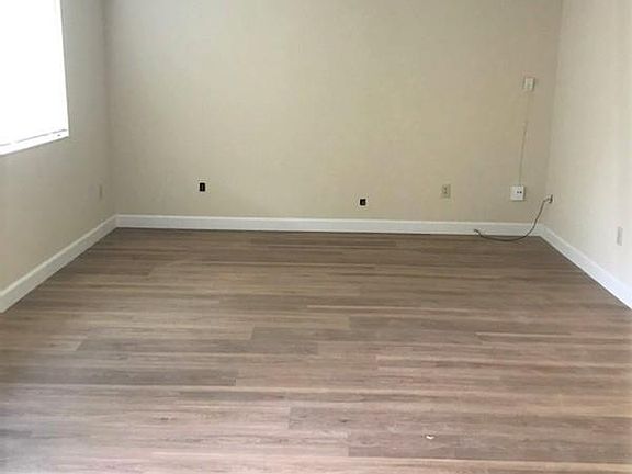 2nd image of 5867 El Zuparko Dr #3