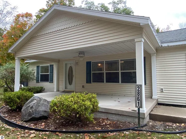 2861 Peters Rd, Lupton, MI 48635