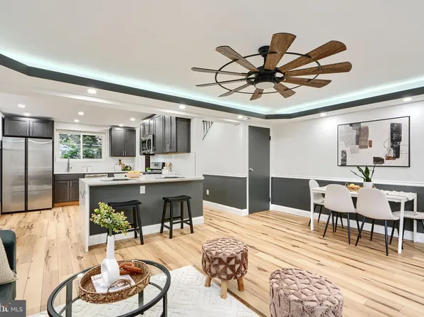 6112 Chinquapin Pkwy, Baltimore, MD 21239