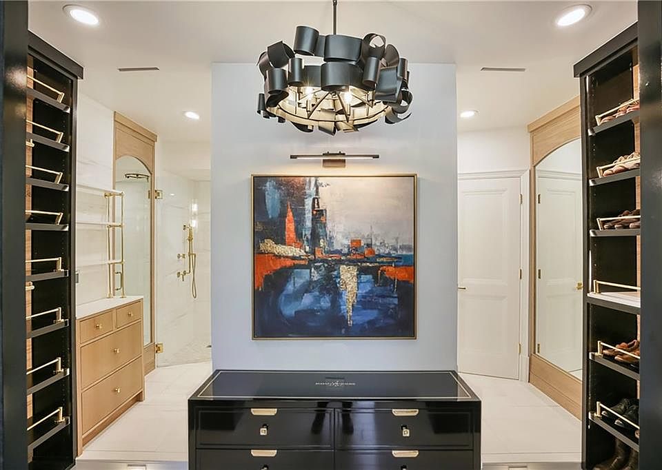 1st image of 2575 Peachtree Rd NE APT 7G
