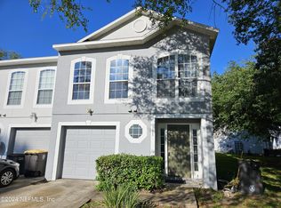 711 Talking Tree Dr, Jacksonville, FL 32205