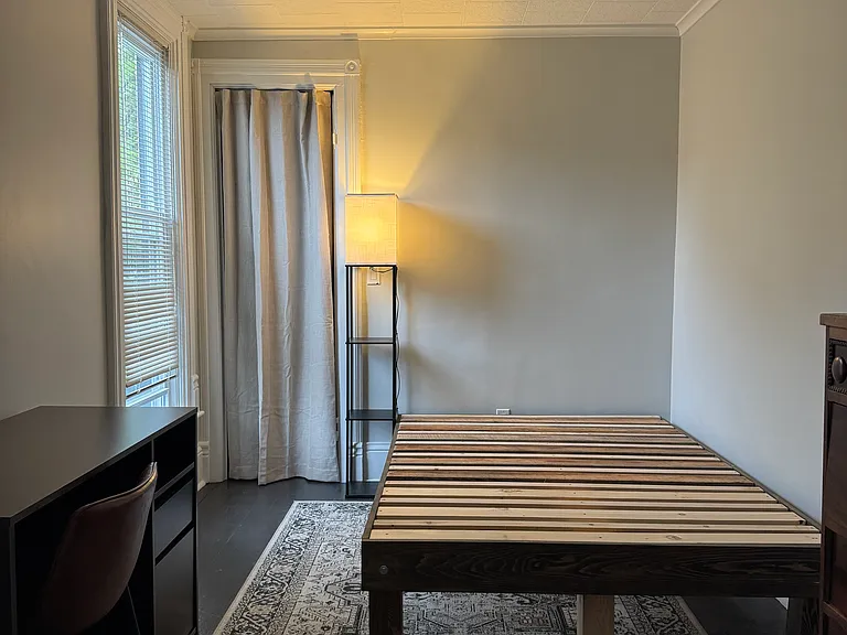 10 Barker St — Photo 11