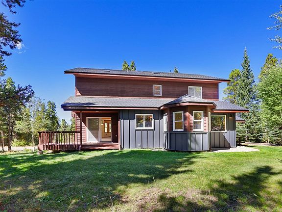 3rd image of 0350 TIMBERLANE Circle