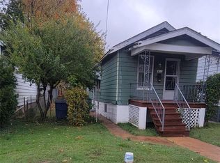 8711 S Grand Ave, Saint Louis, MO 63125