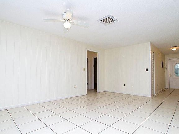 2nd image of 1113 Glenwood Dr