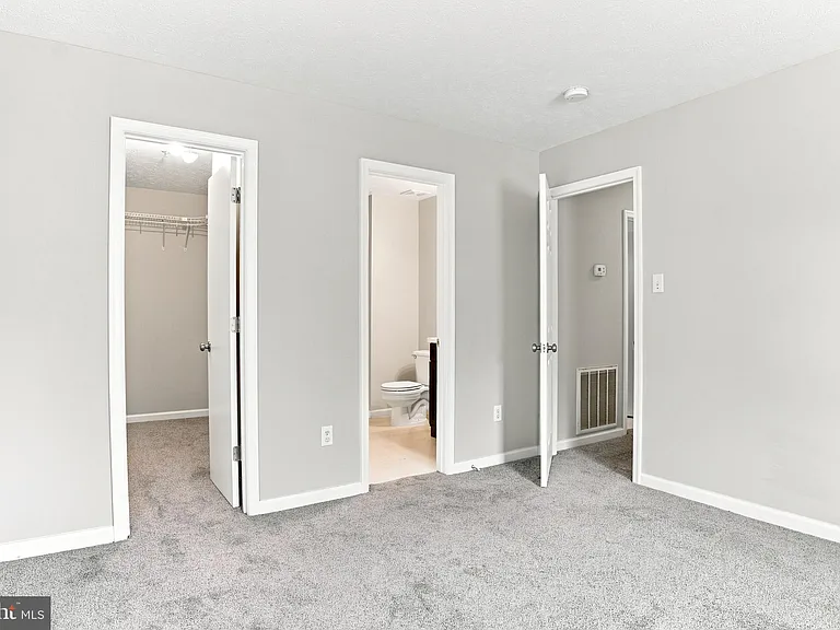 127 Brookland Ter #8 — Photo 32