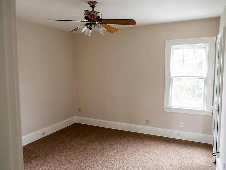 4326 N Newhall St — Photo 5