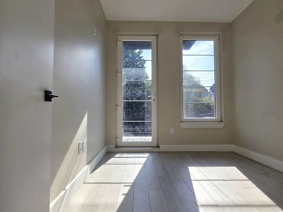 1546 Brooklyn Ave #2B