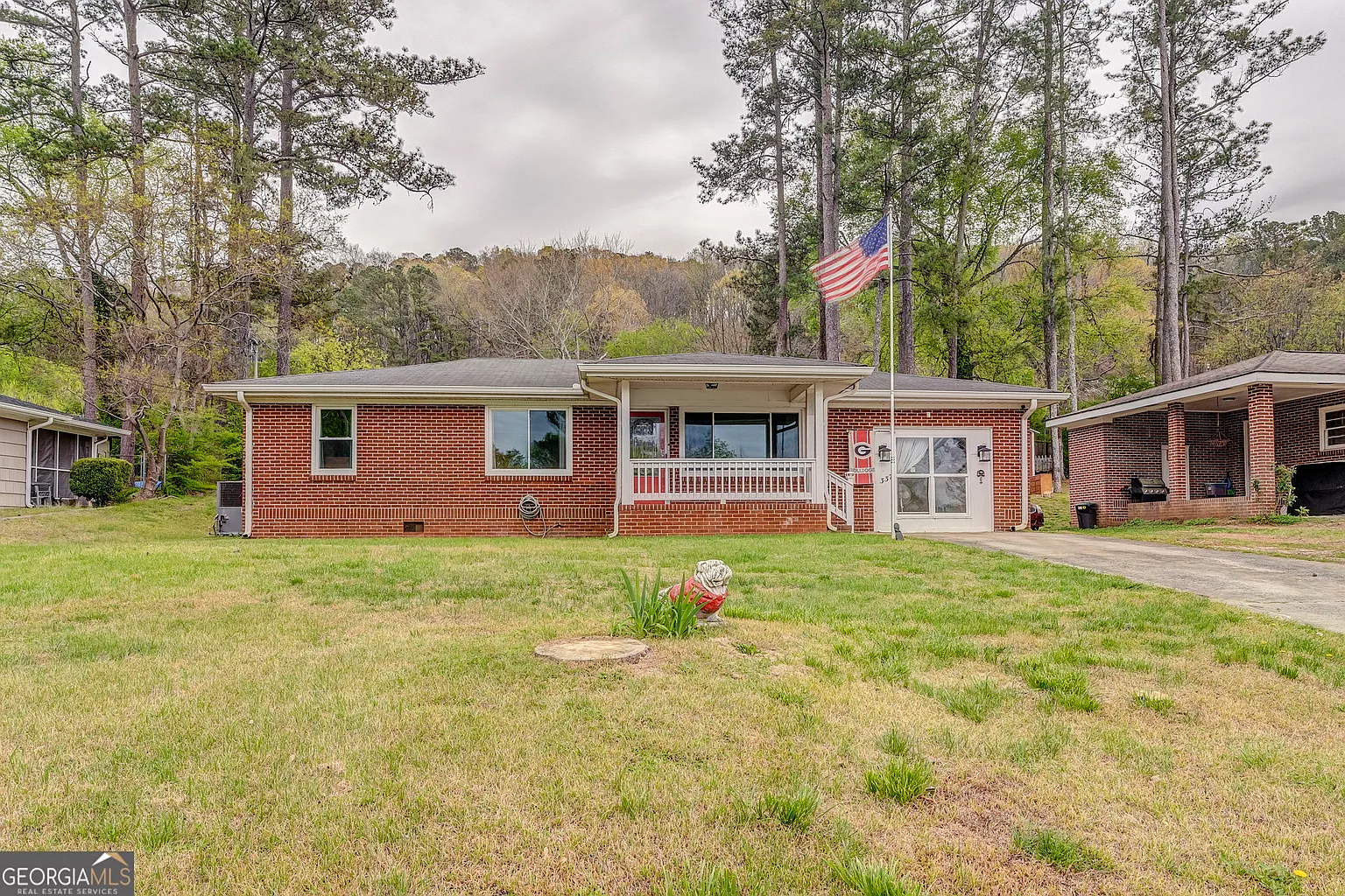 337 Flora Ave SE photo 1