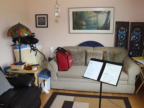 4th image of 2 Whitmore Dr