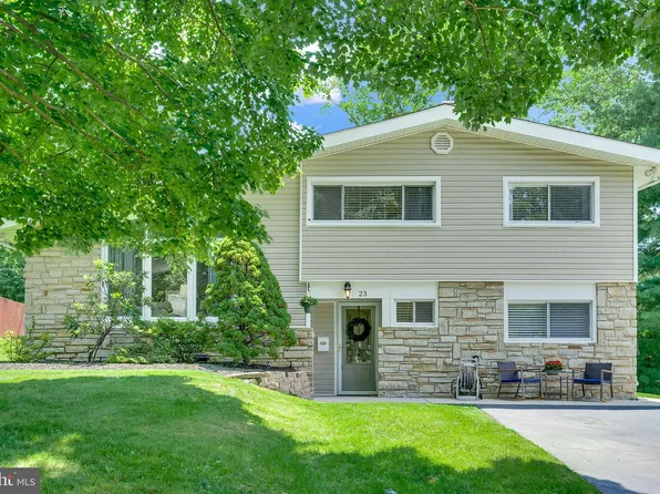 23 Red Rowan Ln, Plymouth Meeting, PA 19462